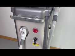 600W 3 波ダイオード脱毛レーザーマシン グレー色 2 年間の保証